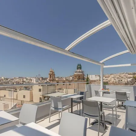 לינה וארוחת בוקר Dun Gorg 3*